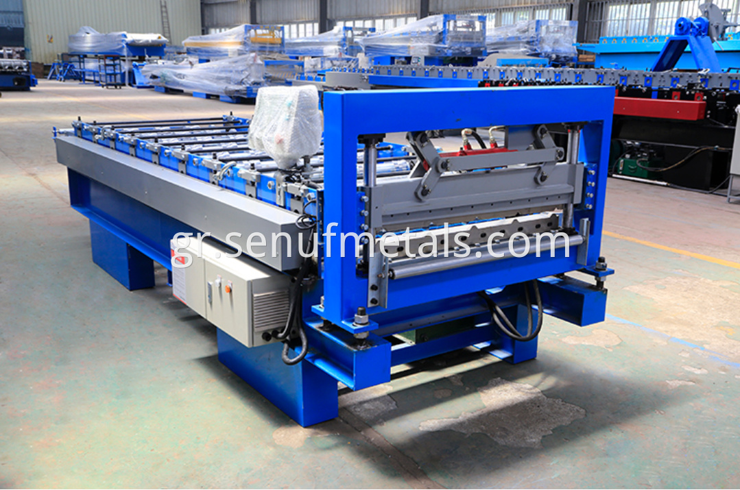 15-225-900 IBR roof sheet forming machine (1)